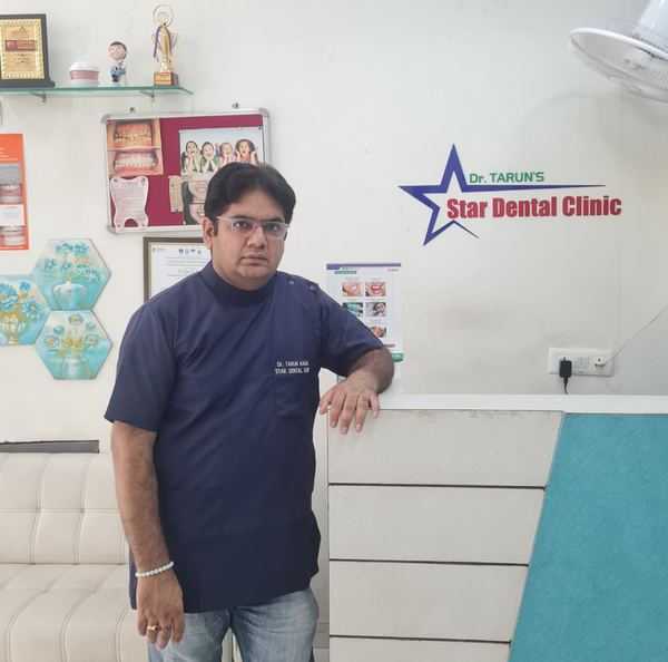 Reception at Star Dental Clinic, Hisar